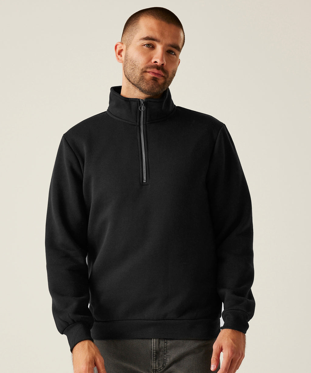 Pro Ľ-zip sweatshirt