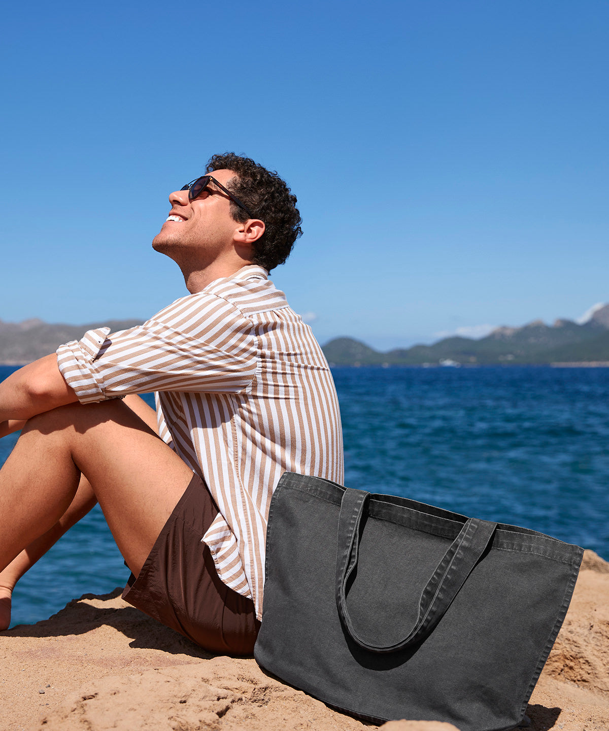 Garment-dyed shopper